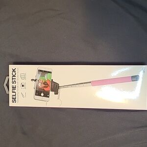 NWT GEMS Pink Selfie Stick